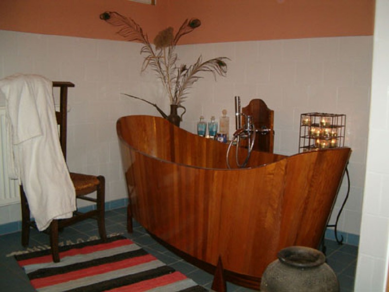 Baden in weelderig hout